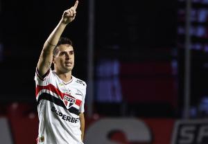 一度昏厥失去意识2分钟！圣保罗官方：奥斯卡获准出院，情况良好