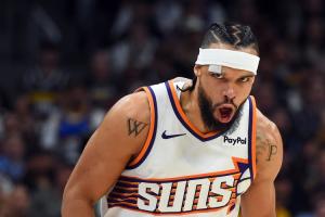 狄龙：裁判的不同吹罚直接改变比赛 你想指出问题还得忍气吞声