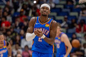 继续延续纪录！亚历山大突破拉杆上篮！连续88场得分20+！