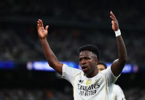 阿斯：维尼修斯希望继续为皇马效力，双方正在努力达成续约协议