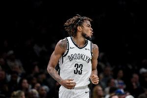 克拉克斯顿生涯首次三双 也成为21世纪首位得到三双的篮网中锋