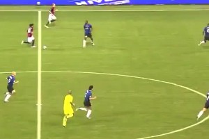 要素拉满！小罗在AC米兰生涯的首粒进球